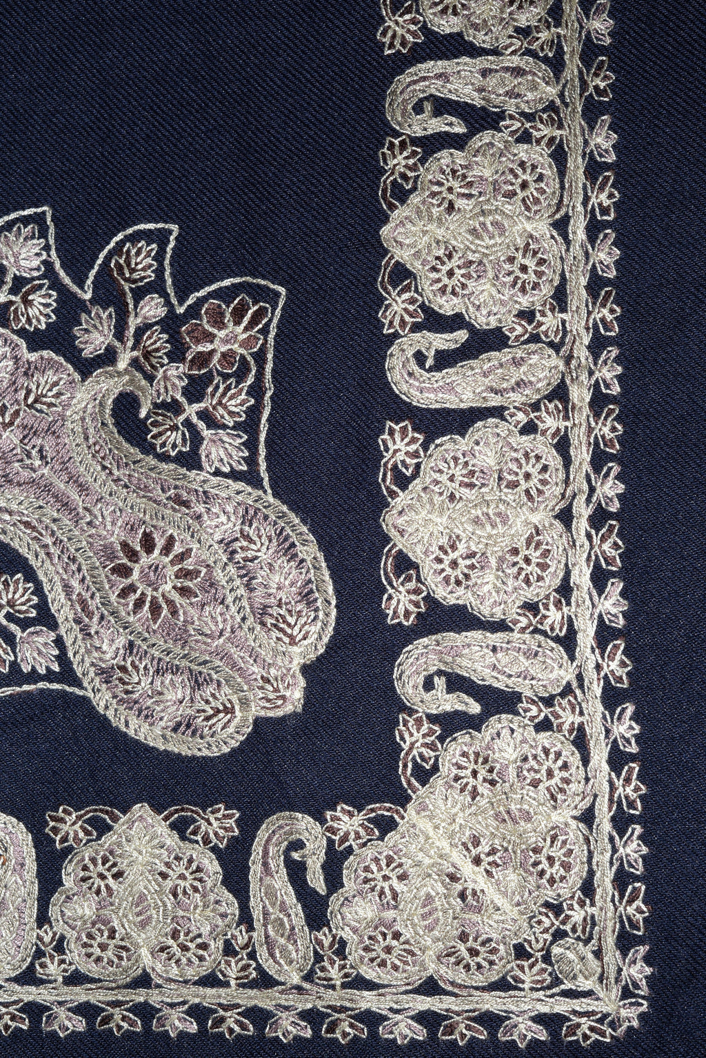 Navy Blue Shemagh (Keffiyeh) – Silver Embroidery Pattern | Premium Cotton Headscarf